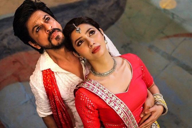 Netizens Are Tired Of Mahira Khan Talking About Shahrukh Khan