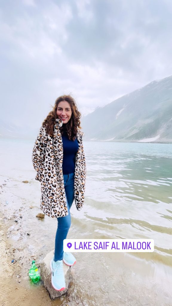 Sadia Faisal Enjoying Vacation In Northern Pakistan