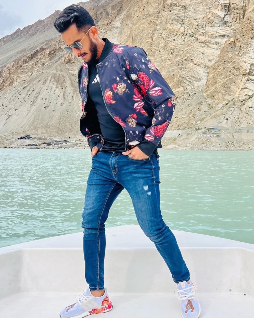 Hassan Ali's Dreamy Vacations In Hunza