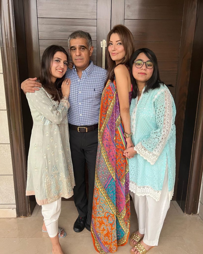 Natasha Hussain And Family Enjoying Vacations In Nathia Gali