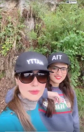 Natasha Hussain And Family Enjoying Vacations In Nathia Gali