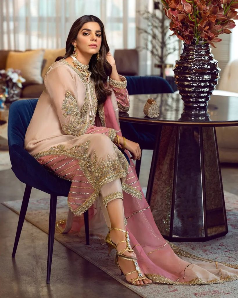 Sara Rohale Asghar's Latest Wedding Collection Featuring Sanam Saeed