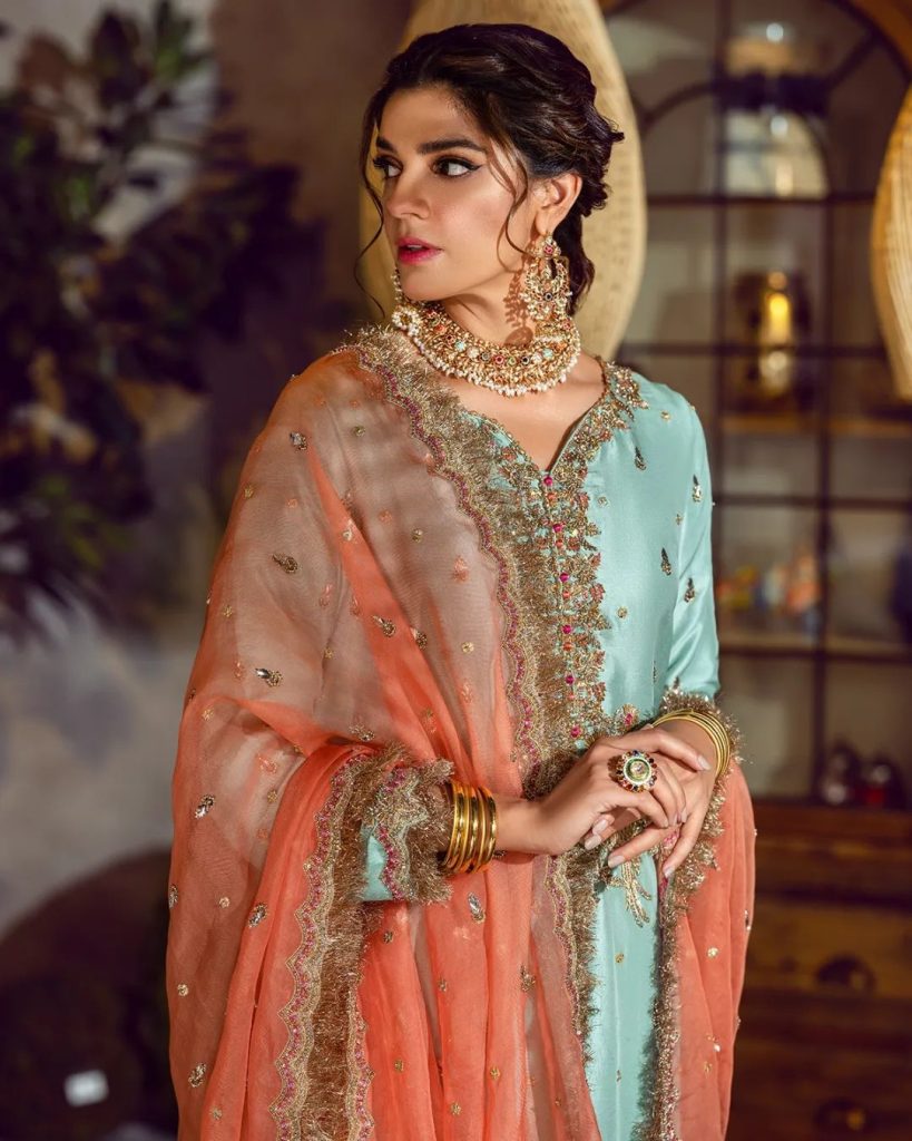 Sara Rohale Asghar's Latest Wedding Collection Featuring Sanam Saeed