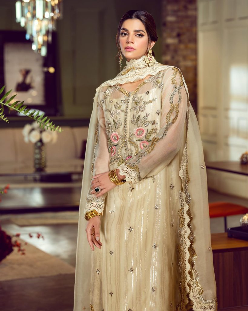 Sara Rohale Asghar's Latest Wedding Collection Featuring Sanam Saeed