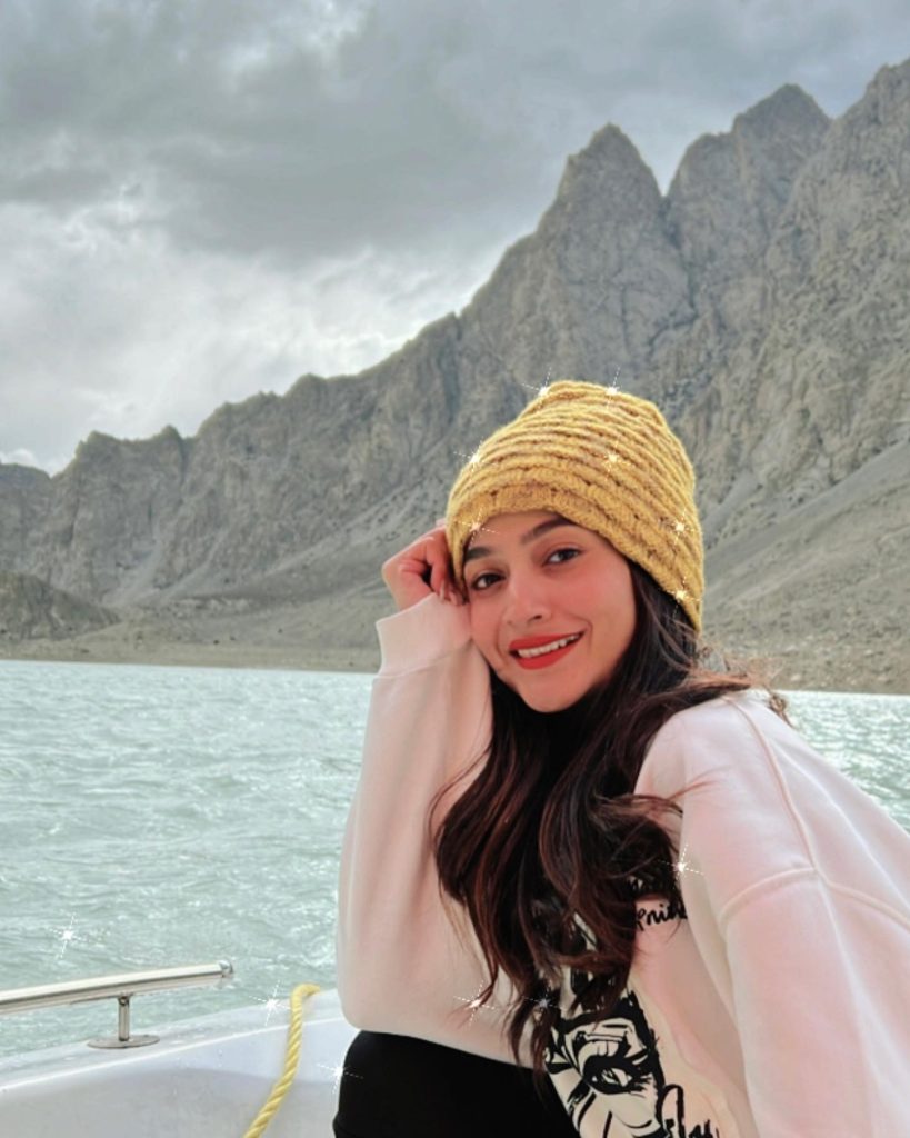 Zarnish Khan's Latest Bewitching Clicks From Hunza