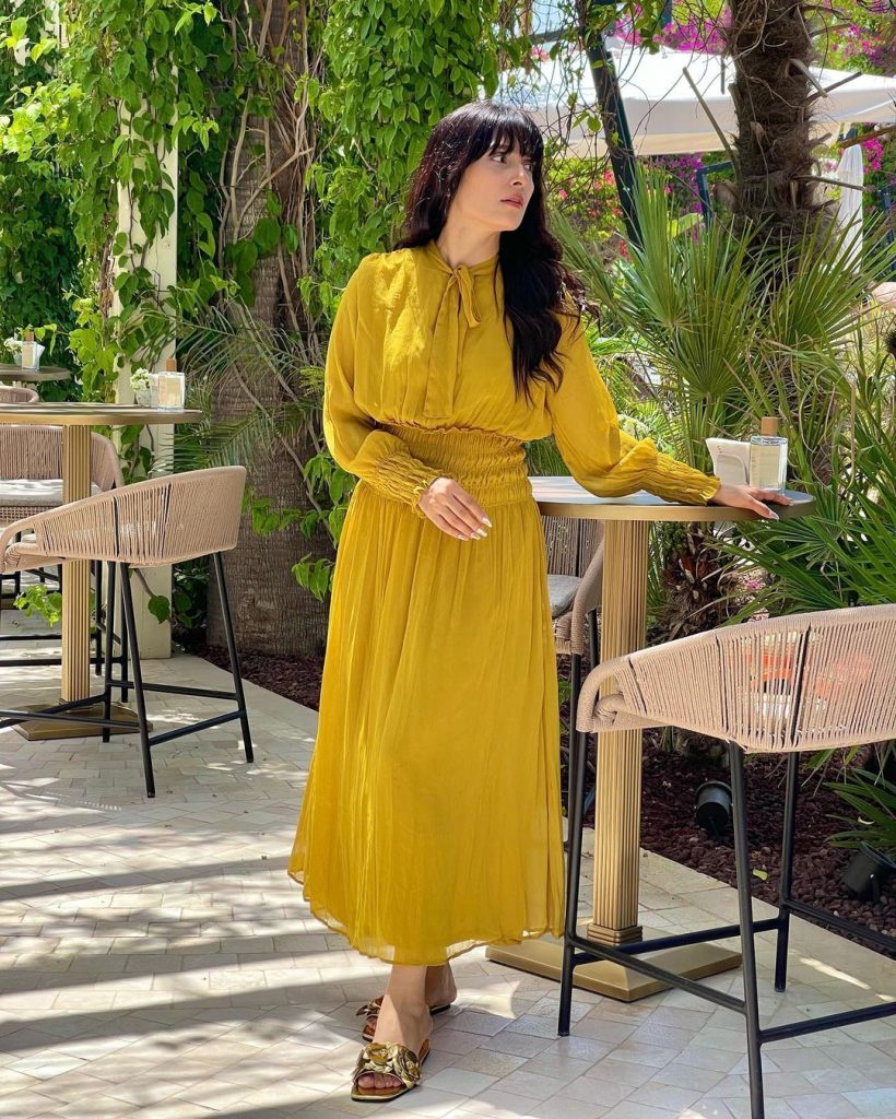 Ayeza Khan's Off-Duty Style Book Is Goals