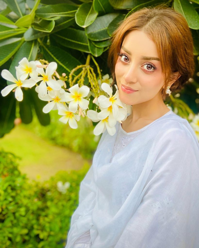 Alizeh Shah Looks Like A Real Life Doll In Latest Pictures