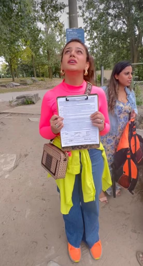 Zara Noor Abbas’ Hilarious Kayaking Experience In Toronto