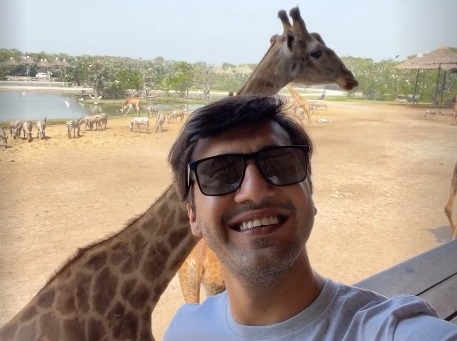 Minal Khan And Ahsan Mohsin Ikram Enjoy Safari In Thailand