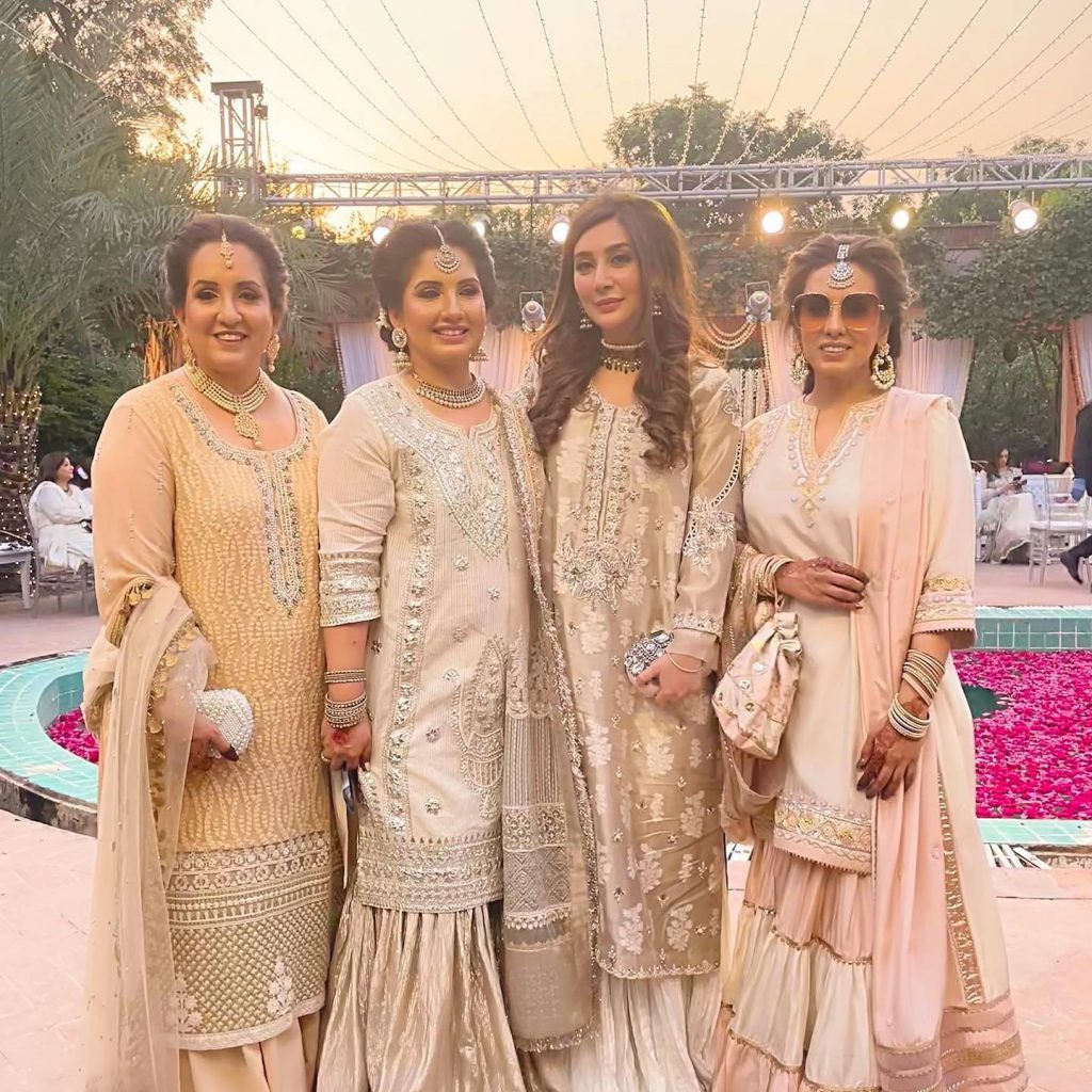 Ayesha Khan Looks Gorgeous At A Family Wedding