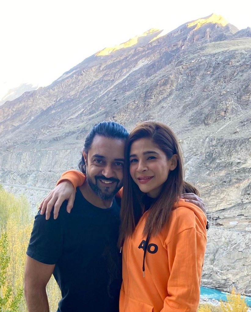 Ayesha Omar's Scenic Trip To Hunza With Friends