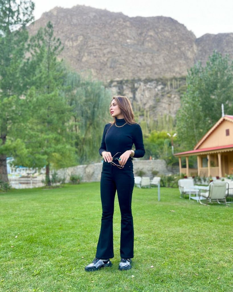 Actress Azekah Daniel Enjoys In Beautiful Skardu Valley