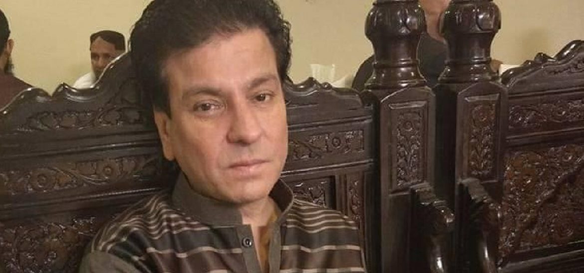 Stage Comedian Performer Tariq Teddy Passes Away In Lahore