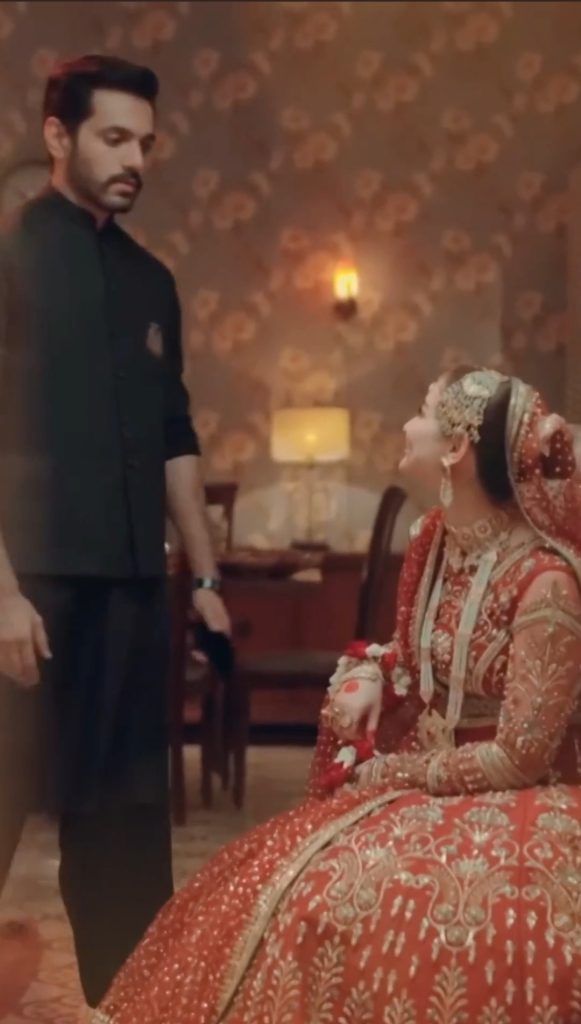 Hania Aamir's Bridal Dress In Mujhe Pyaar Hua Tha Gets Criticism