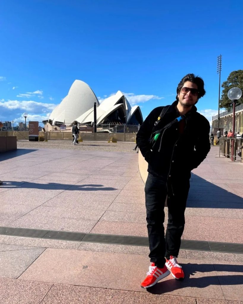 Hiba Bukhari And Arez Ahmed Unseen Pictures From Vacation In Australia