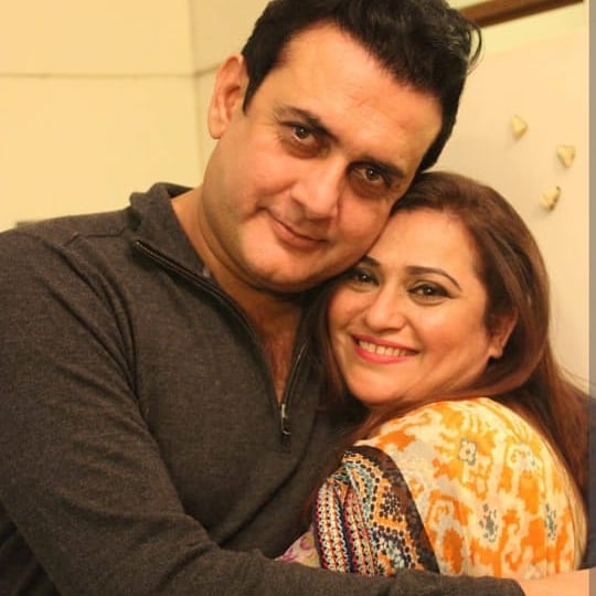 Shahood Alvi And Wife Share Their Childhood Love Story
