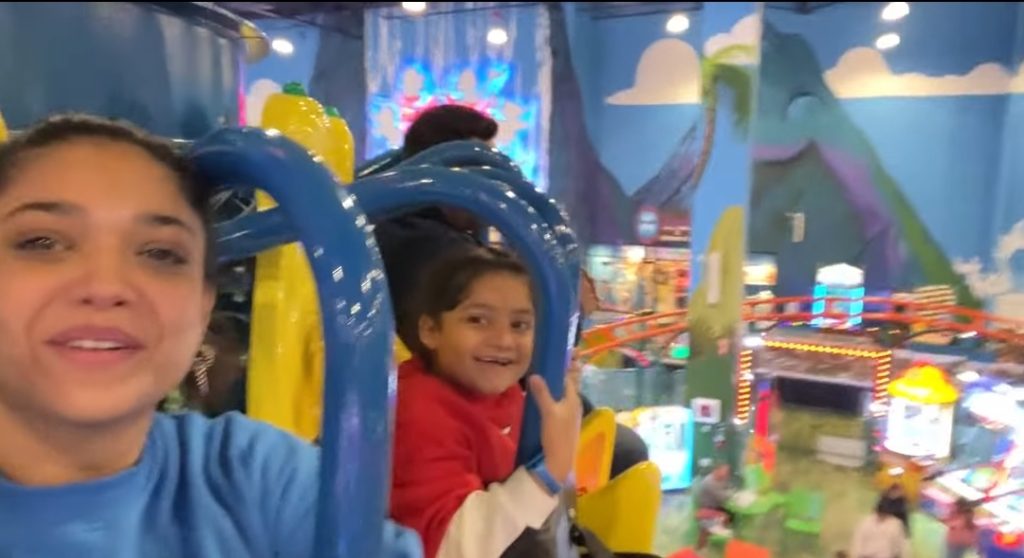 Sanam Jung Shares Family Vlog From Kalahari Water Park Texas