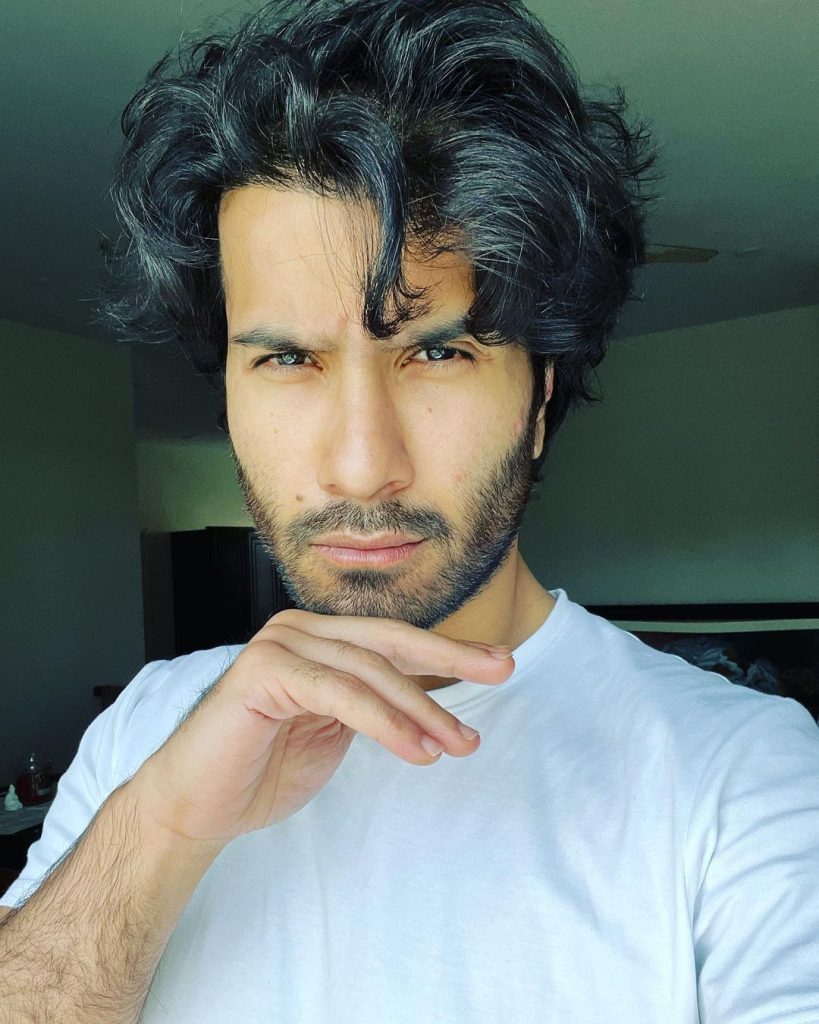 Netizens Call Out Feroze Khan For Supporting Nawazuddin Siddiqui