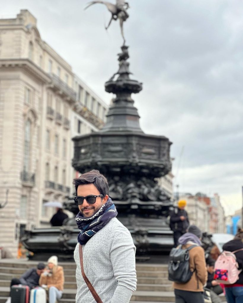 Junaid Khan Looks Dashing On His London Trip