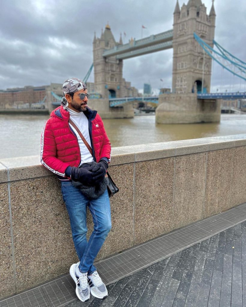 Junaid Khan Looks Dashing On His London Trip