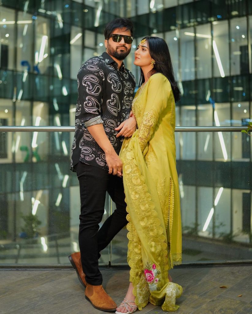 Sarah Khan And Falak Shabir Wish Happy Ramadan To Fans With Family Pictures