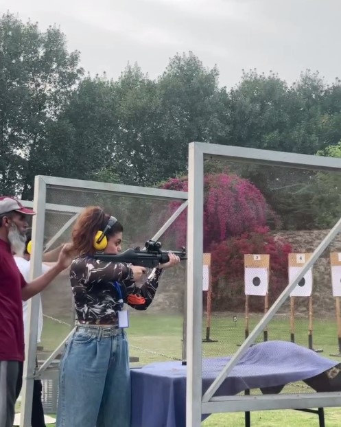 Zara Noor Abbas Learns Archery