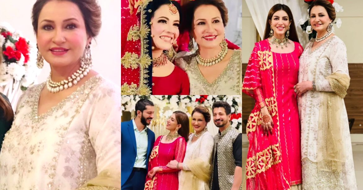 Actress Saba Faisal With Family At Her Niece’s Wedding Function