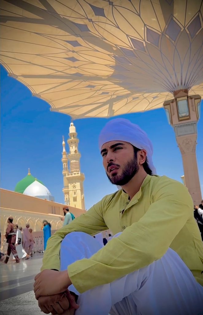 Imran Abbas Recites Beautiful Naat In Masjid E Nabwi - Video