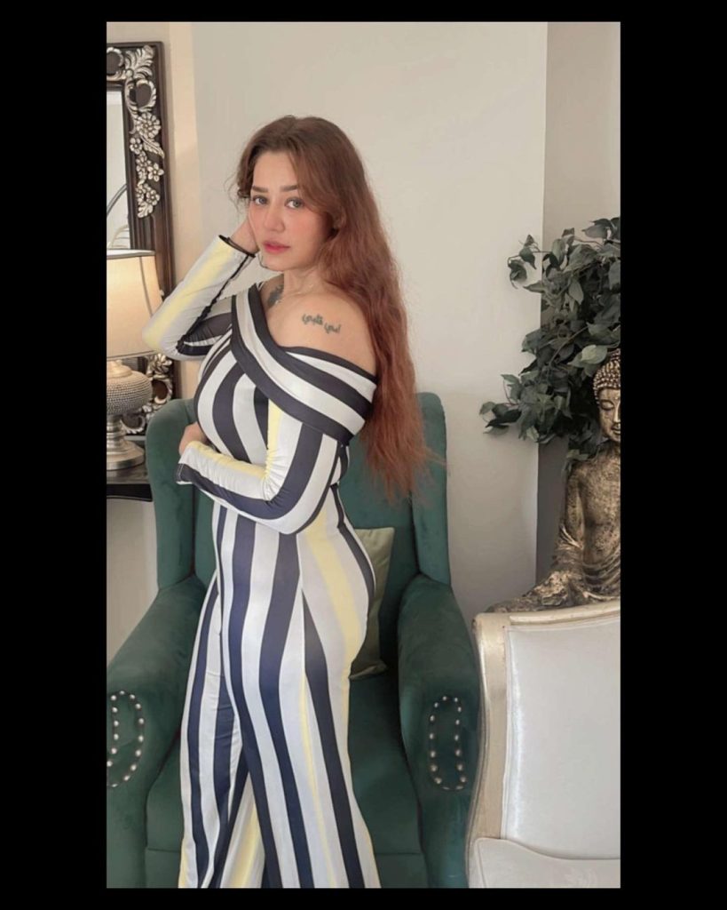 Mathira’s Sister Rose Shares Beautiful Pictures in Western Dresses