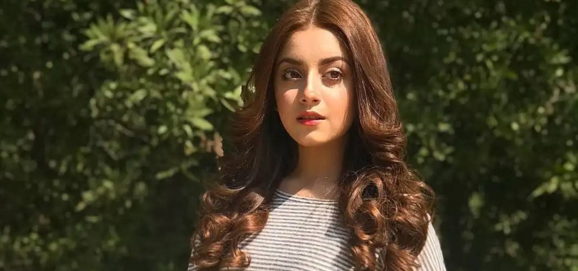 Alizeh Shah Celebrates Her 4.1 Million Instagram Followers