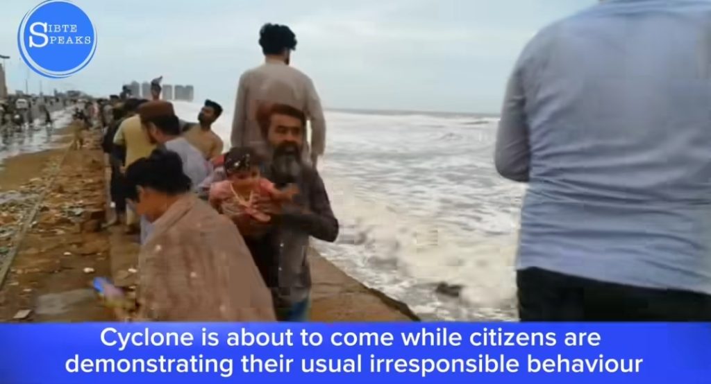 Public Reacts to Karachi Citizens Visiting Sea Shore Amidst The Warning of Cyclone