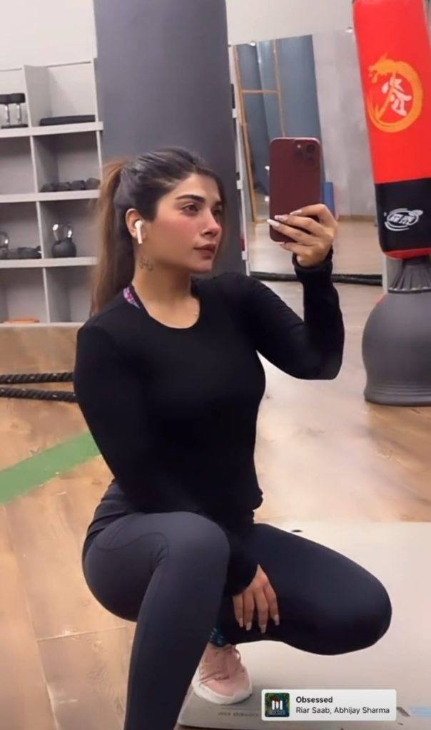 Mahi Baloch Beautiful Pictures In Gym