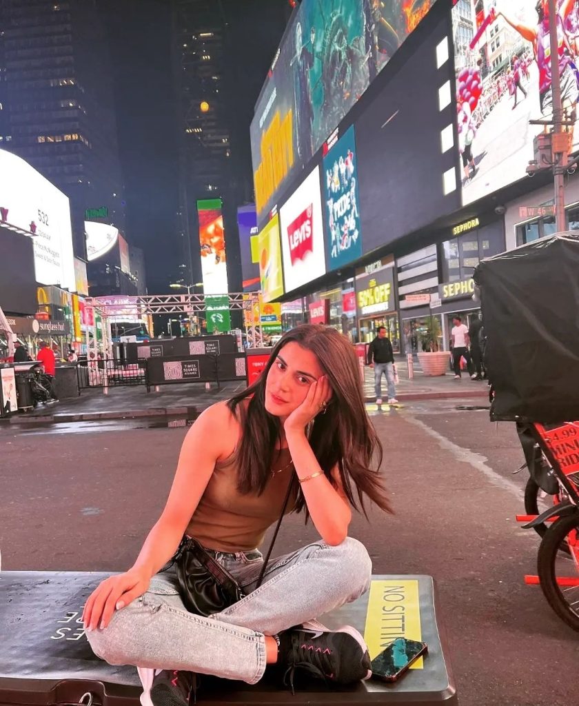 Zubab Rana's New Adorable Pictures from New York City