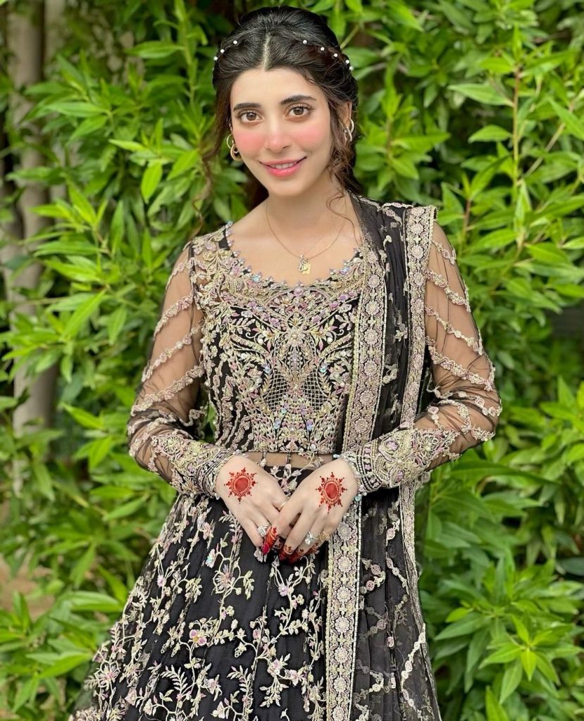 Adorable Pictures of Pakistani Celebrities from Eid Ul Adha Day 1 - Part 2