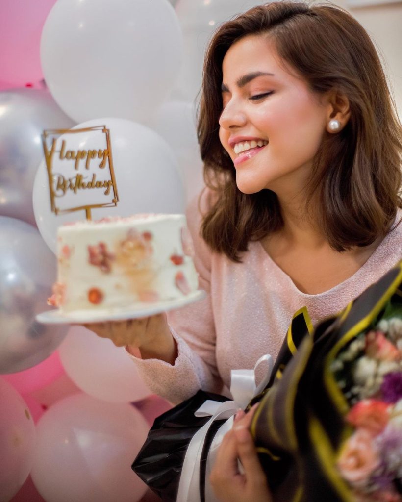 Actress Hina Ashfaq Celebrates Her Sweet 16th Birthday