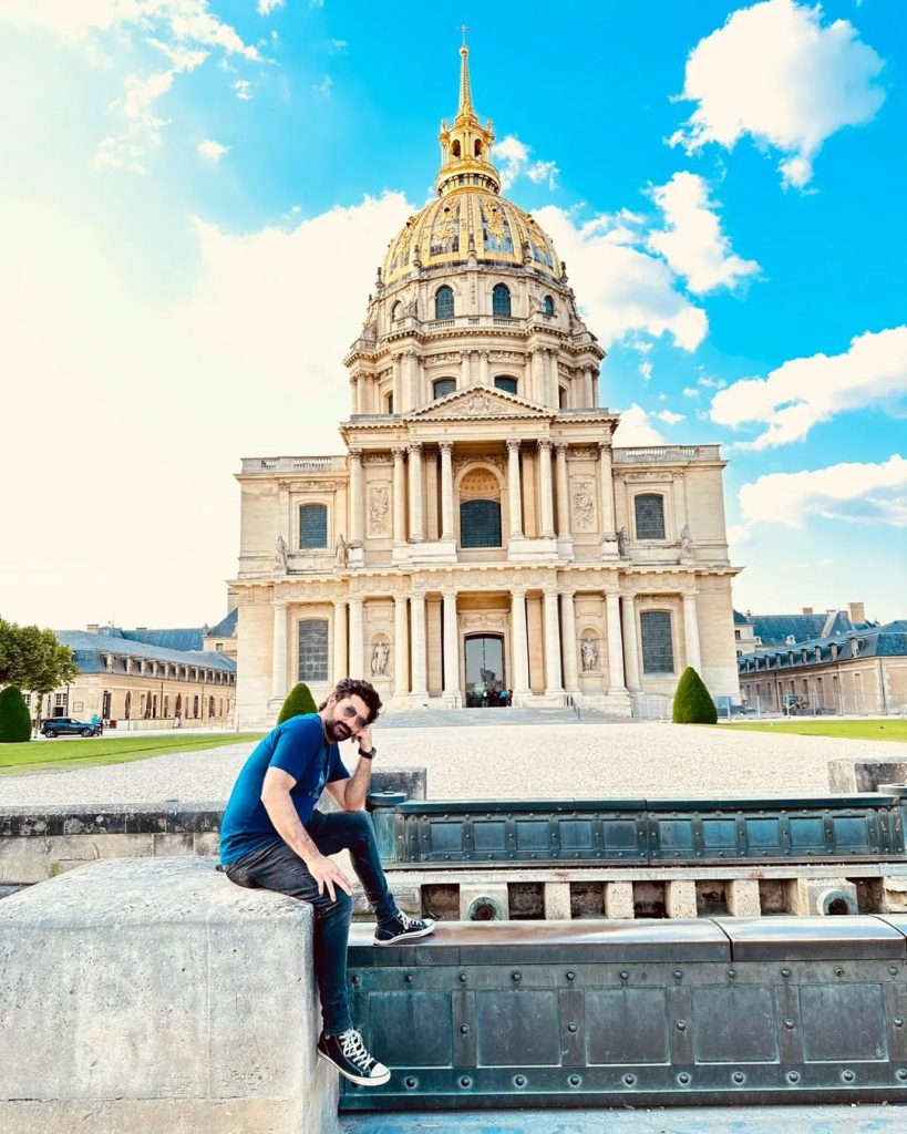 Syed Jibran At The Louvre With Son Yoel