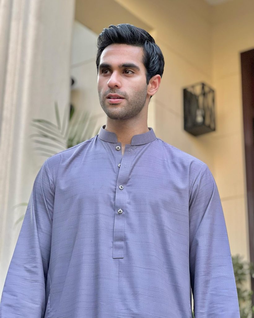 Fans Fall In Love With Ameer Gilani's Soft And Gentle Demeanor