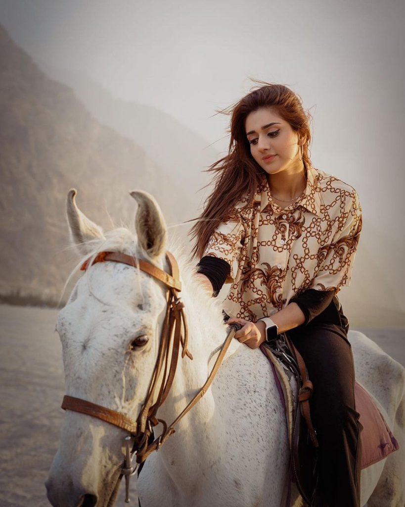Jannat Mirza Pictures & Instagram Reel from Cold Desert Skardu
