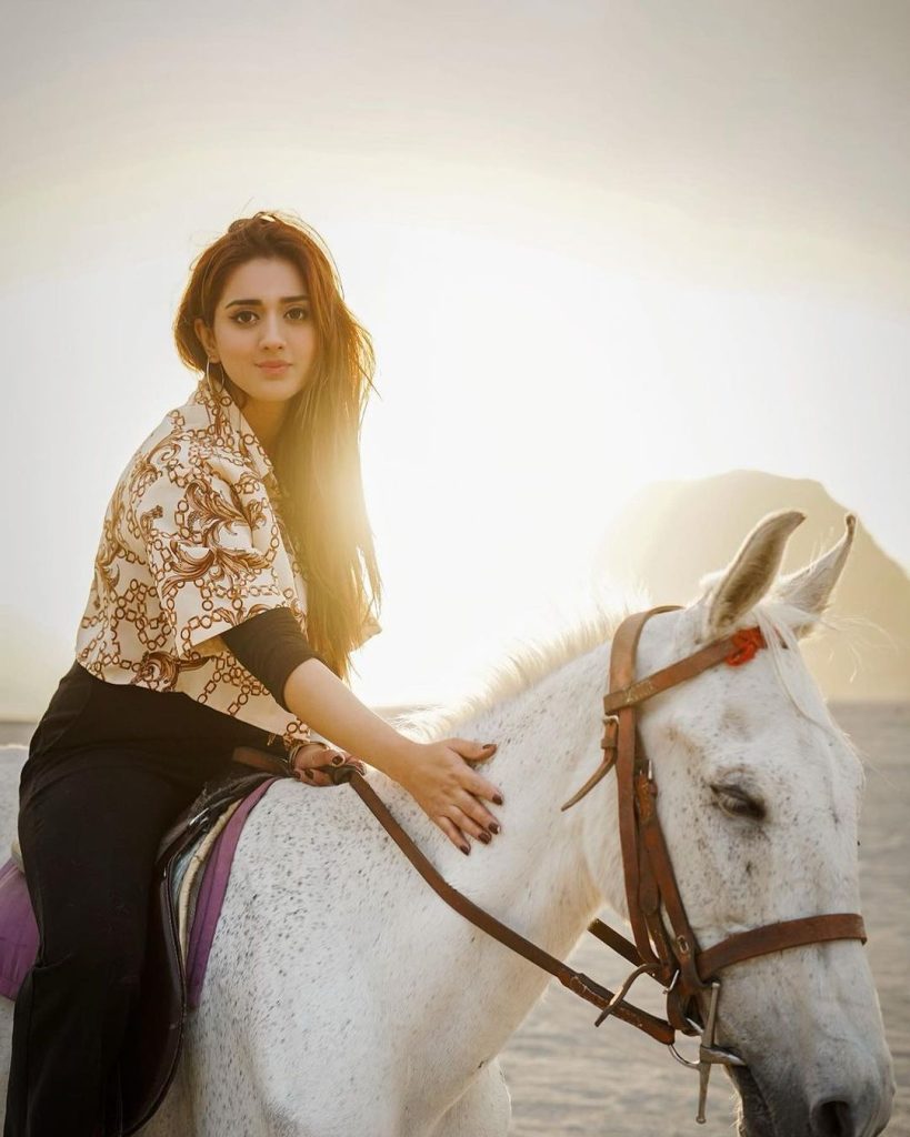 Jannat Mirza Pictures & Instagram Reel from Cold Desert Skardu