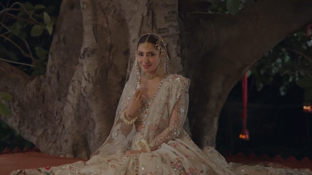 Mahira Khan Looks Ethereal In Rano's Heirloom Bridal Campaign