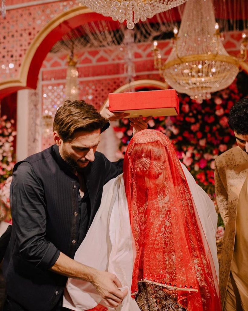 Shahid Afridi Shares Emotional Pictures From Daughter Aqsa's Rukhsati