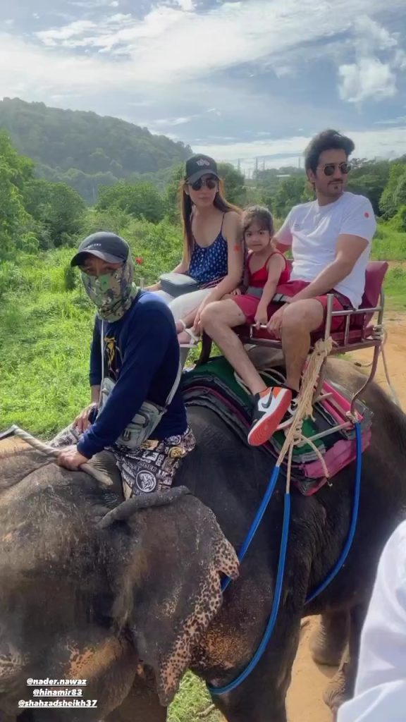 Shahzad Sheikh And Momal Sheikh With Families In Phuket