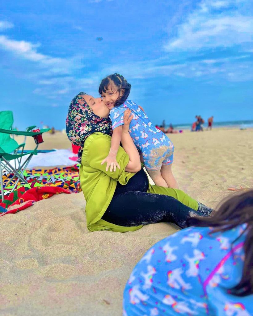 Sidra Batool Shares Beautiful Pictures Post Pregnancy Announcement