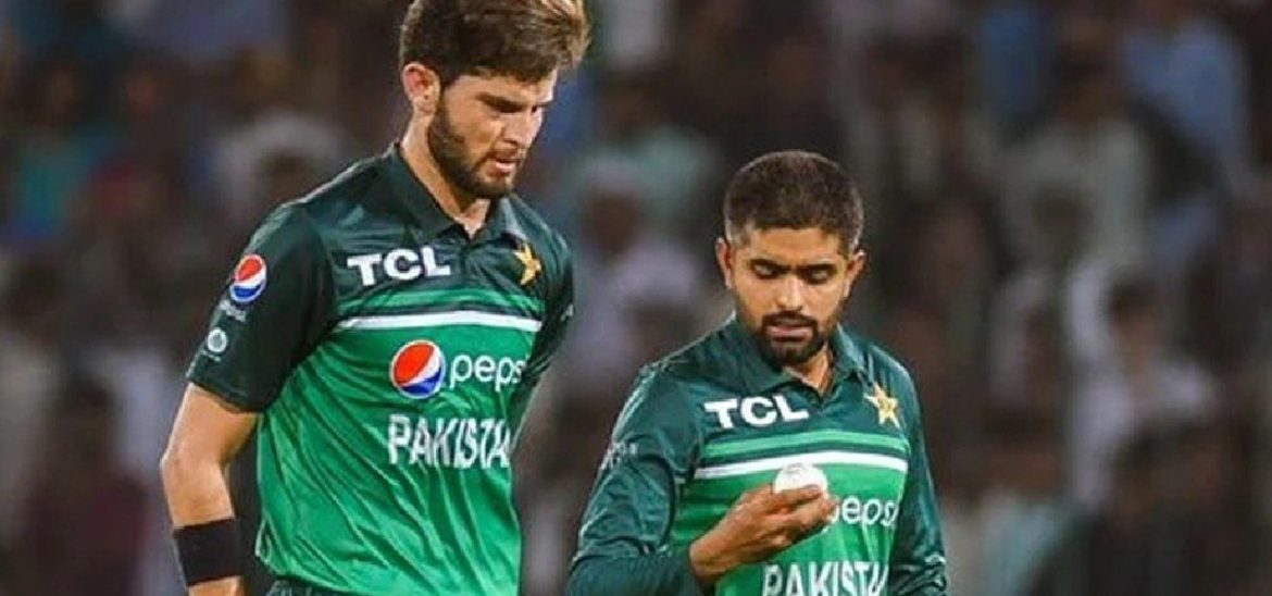 Shaheen Declines To Shake Hands, Babar Approaches Nabi