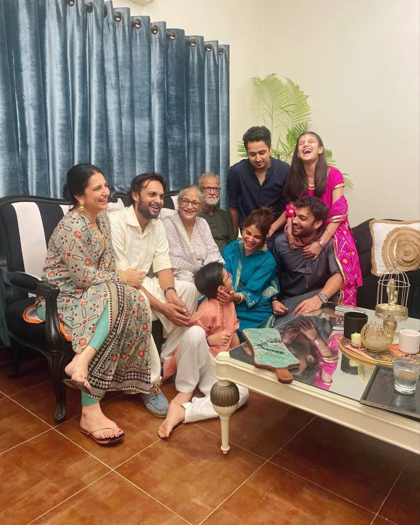 Asad Siddiqui's Adorable Family Pictures