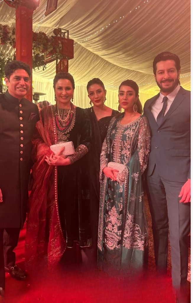 Beautiful Family Clicks of Saba Faisal From A Wedding