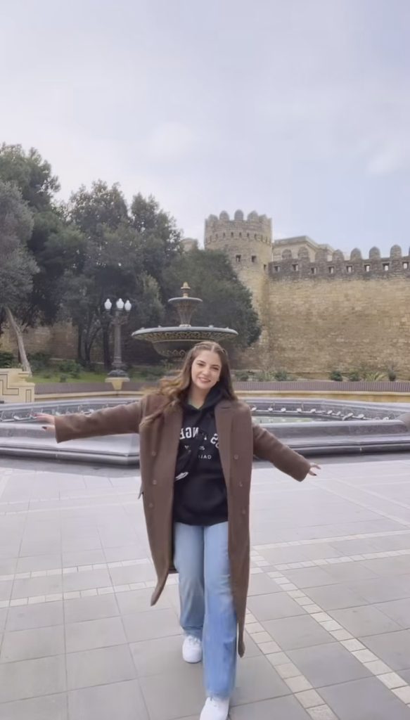 Dananeer Mobeen's New Adorable Clicks From Baku Vacation