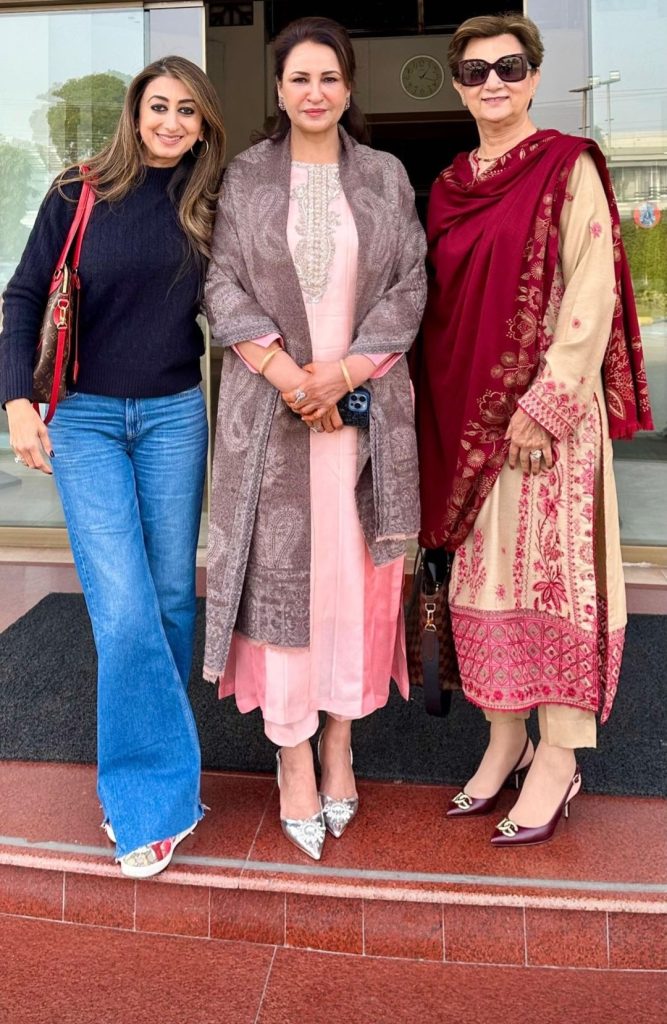 Pictures From Saba Faisal's Family Brunch & Meet Up