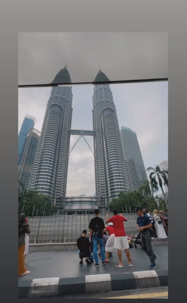 Aiman Khan & Muneeb Butt's Adorable Clicks From Malaysia