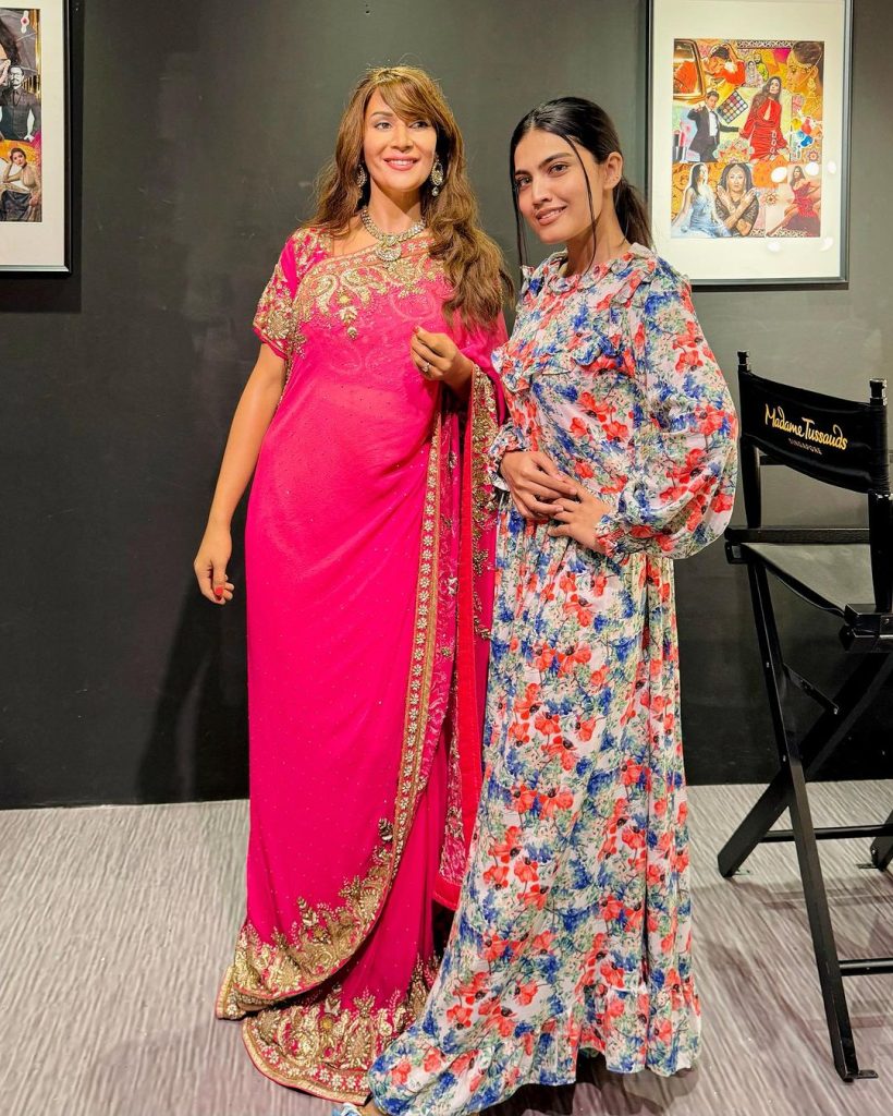 Iqra Kanwal & Areeb Parvaiz Pictures From Madame Tussauds Museum Singapore